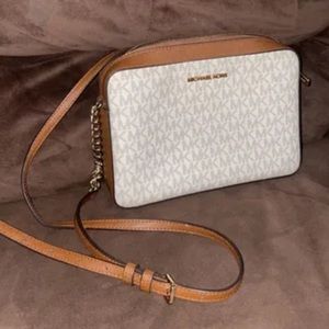 Michael Kors Crossbody